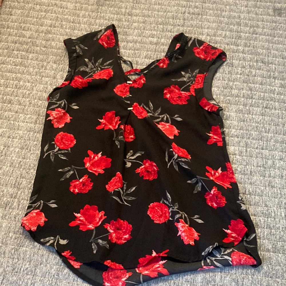 Dynamite Black and Red Sleeveless Tank Top